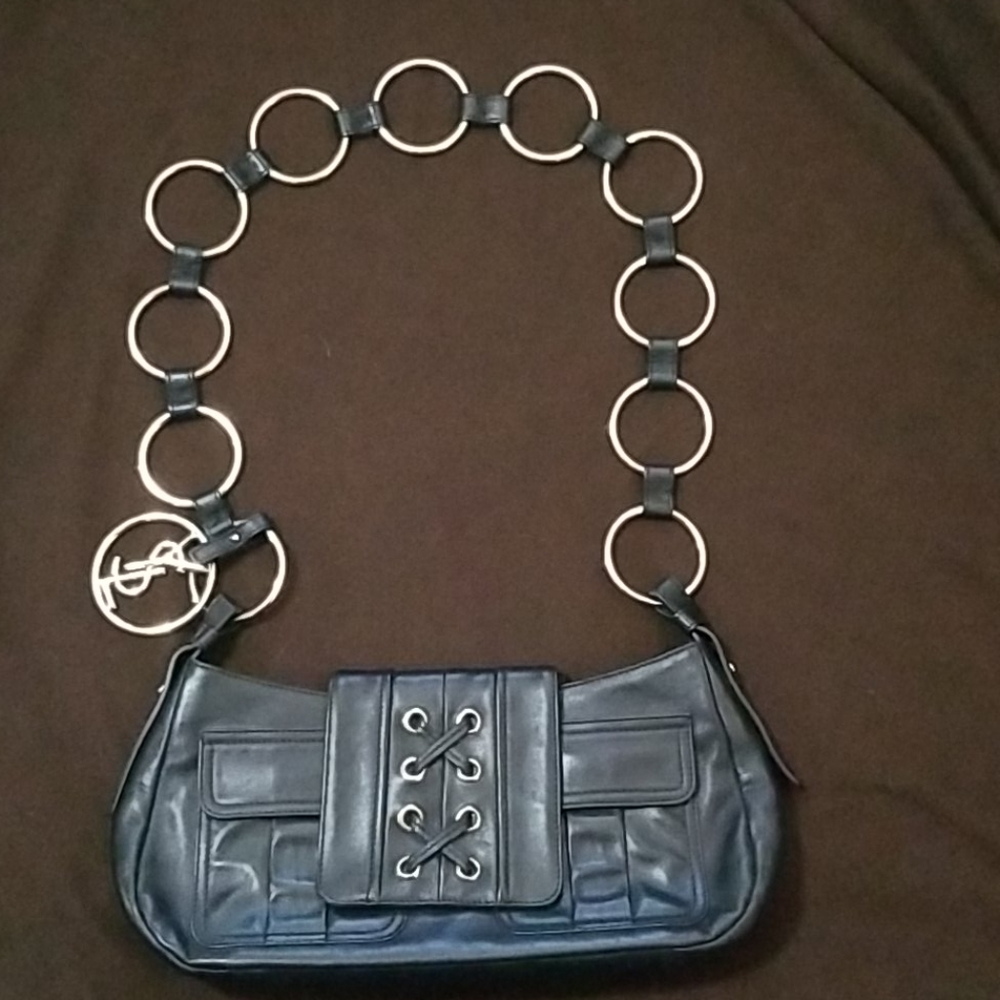 Yves Saint Laurent Shoulder Bag